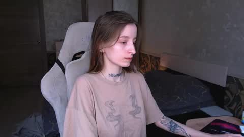 Snapshot of cath_dysphoria_ chatting on 9, 5, 2026 CATH online show from 9, 5, 2026