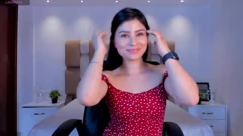 Snapshot of cathalina_santana chatting on 17, 9, 2025 Catalina Santana online show from 17, 9, 2025