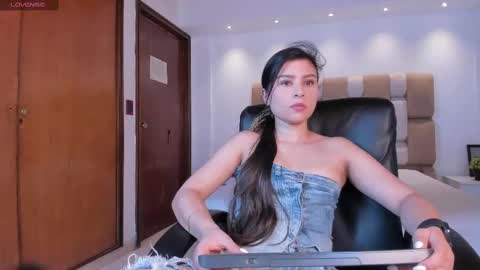 Snapshot of cathalina_santana chatting on 23, 9, 2025 Catalina Santana online show from 23, 9, 2025