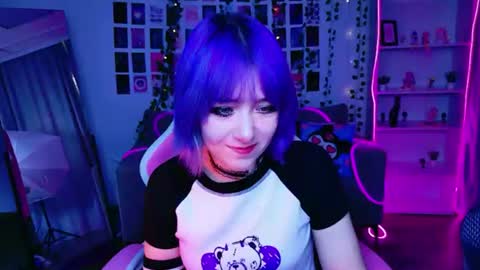 Snapshot of catharinejones chatting on 26, 6, 2026 KettieHi My name is Katie I love drawing and I can play the guitar. And love dancing online show from 26, 6, 2026