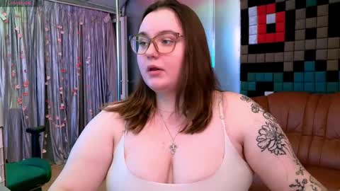 Snapshot of catherineclaire chatting on 30, 5, 2026 catherineclaire online show from 30, 5, 2026