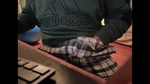 Snapshot of catmandoo21001 chatting on 13, 1, 2025 catmandoo21001 online show from 13, 1, 2025