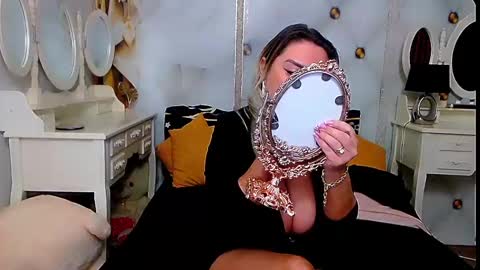 Snapshot of catpussy4 chatting on 23, 1, 2025 lauren online show from 23, 1, 2025