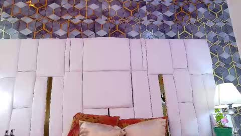 cattaleya_get online show from 11, 10, 2025