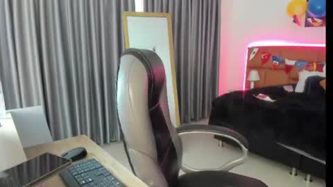 Snapshot of catti_brie_ chatting on 14, 7, 2026 catti_brie_ online show from 14, 7, 2026