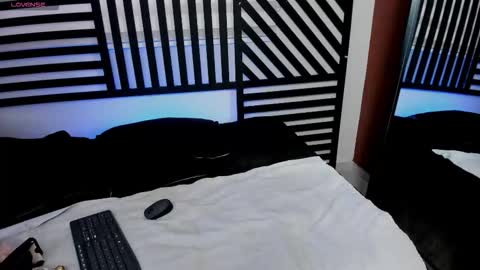 Cattleya online show from 2, 12, 2025