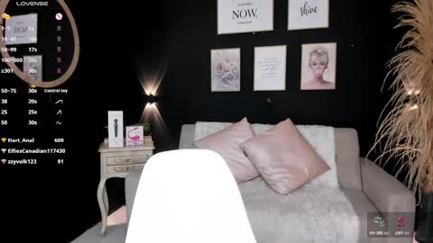 catvalentinee_ online show from 31, 12, 2024