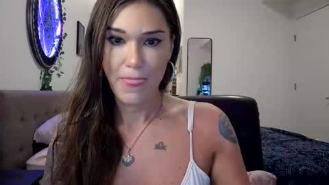 Snapshot of cayla_ chatting on 13, 11, 2025 Cayla online show from 13, 11, 2025