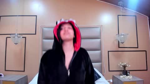 caylincollins online show from 19, 10, 2025