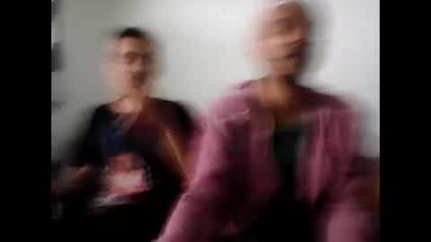 hanging out online show from 28, 9, 2025