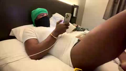 Snapshot of cb8989 chatting on 16, 4, 2026 Flex online show from 16, 4, 2026