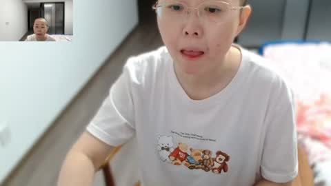 Snapshot of cbz112233 chatting on 21, 6, 2026 ANNYANNY online show from 21, 6, 2026