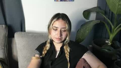 ccuteass online show from 13, 2, 2025