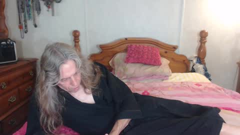 Snapshot of cdsextoy1 chatting on 8, 10, 2025 Jackie online show from 8, 10, 2025