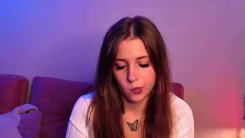 Lina  online show from 22, 10, 2025