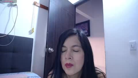 Snapshot of cecihotty4u chatting on 3, 7, 2026 ceci online show from 3, 7, 2026