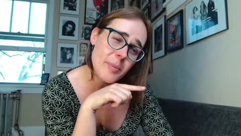 Cecily Saint Claire online show from 4, 12, 2024