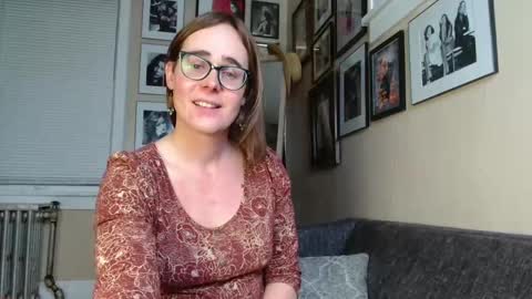 Cecily Saint Claire online show from 18, 2, 2025