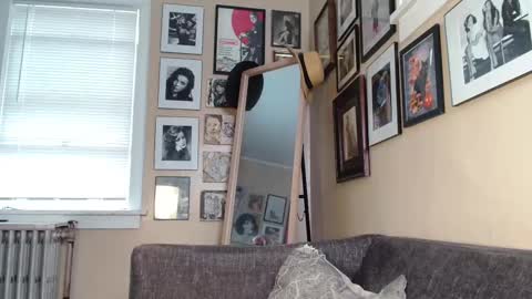 Cecily Saint Claire online show from 27, 2, 2025