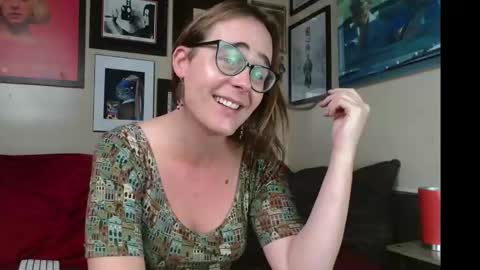 Cecily Saint Claire online show from 7, 11, 2025