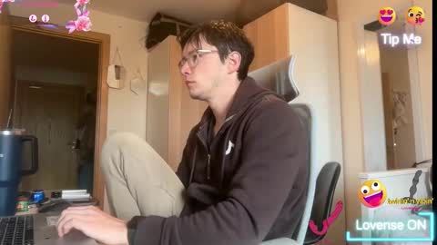 Snapshot of ceedm91 chatting on 18, 3, 2026 ceedm91 online show from 18, 3, 2026