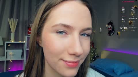 Josie Manesi online show from 25, 1, 2025