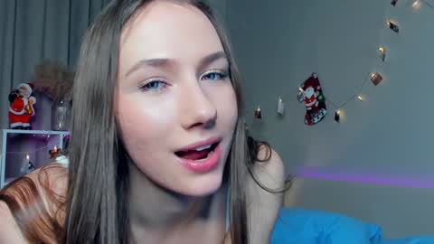 Josie Manesi online show from 27, 1, 2025