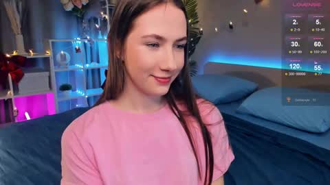 Josie Manesi online show from 1, 3, 2025