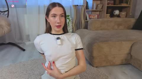 Josie Manesi online show from 5, 12, 2025