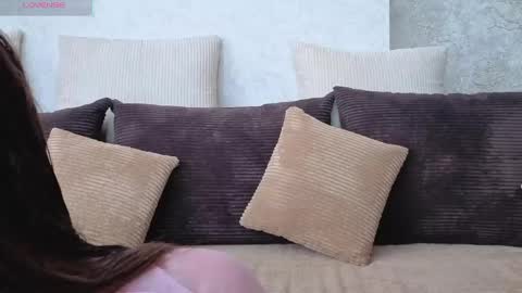 Snapshot of cel1ne_secret chatting on 27, 4, 2026 Josie Manesi online show from 27, 4, 2026