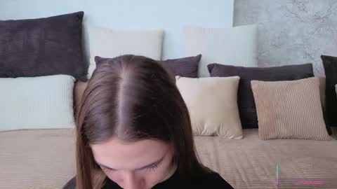 Snapshot of cel1ne_secret chatting on 4, 5, 2026 Josie Manesi online show from 4, 5, 2026