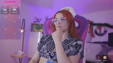 Snapshot of celeste_blazze chatting on 19, 12, 2024 Celeste online show from 19, 12, 2024
