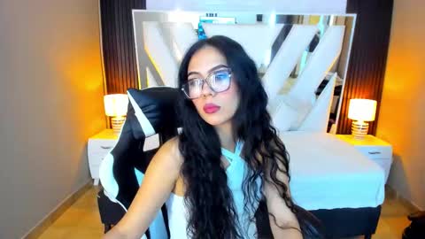 Snapshot of celeste_coquette chatting on 13, 10, 2025 SARA online show from 13, 10, 2025