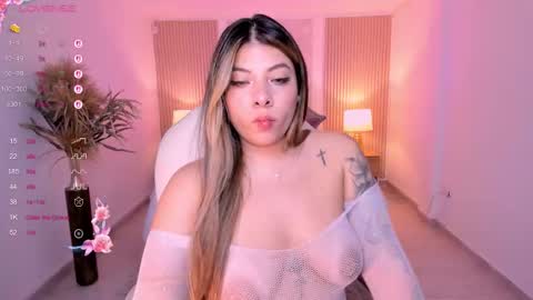 Snapshot of celeste_rosee_1 chatting on 1, 10, 2025 Celeste online show from 1, 10, 2025