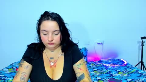 Snapshot of celeste_y_pipe chatting on 4, 3, 2025 Celeste Y Pipe online show from 4, 3, 2025