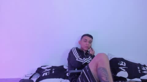 Snapshot of celeste_y_pipe chatting on 20, 9, 2025 Celeste Y Pipe online show from 20, 9, 2025