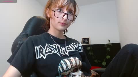 Snapshot of celesteayase chatting on 4, 2, 2025 celesteayase online show from 4, 2, 2025
