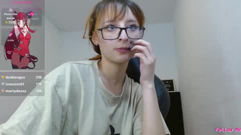 Snapshot of celesteayase chatting on 8, 3, 2025 celesteayase online show from 8, 3, 2025