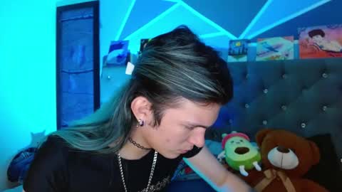 I am Valentinn online show from 1, 12, 2025