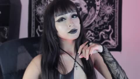   online show from 21, 5, 2026