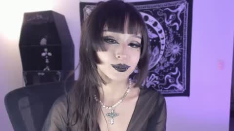   online show from 4, 7, 2026