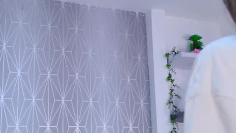 Snapshot of celine_lee chatting on 13, 11, 2025 Celine online show from 13, 11, 2025