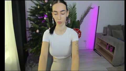 Celine Roxelle online show from 18, 11, 2025