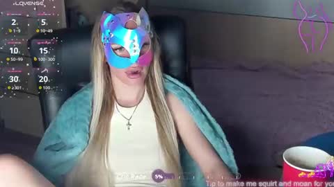 celinereyys online show from 12, 6, 2026
