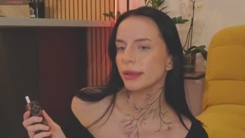 Snapshot of ceserisisi chatting on 13, 6, 2026 Livia online show from 13, 6, 2026