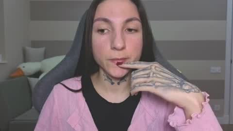 Kate online show from 27, 3, 2026