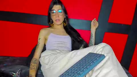 chaminelan online show from 20, 1, 2025