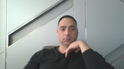 Snapshot of champ_yo chatting on 14, 9, 2025 Champ online show from 14, 9, 2025