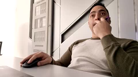 Snapshot of champ_yo chatting on 24, 9, 2025 Champ online show from 24, 9, 2025