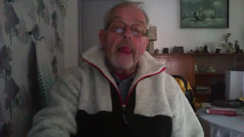 Champers online show from 8, 1, 2026